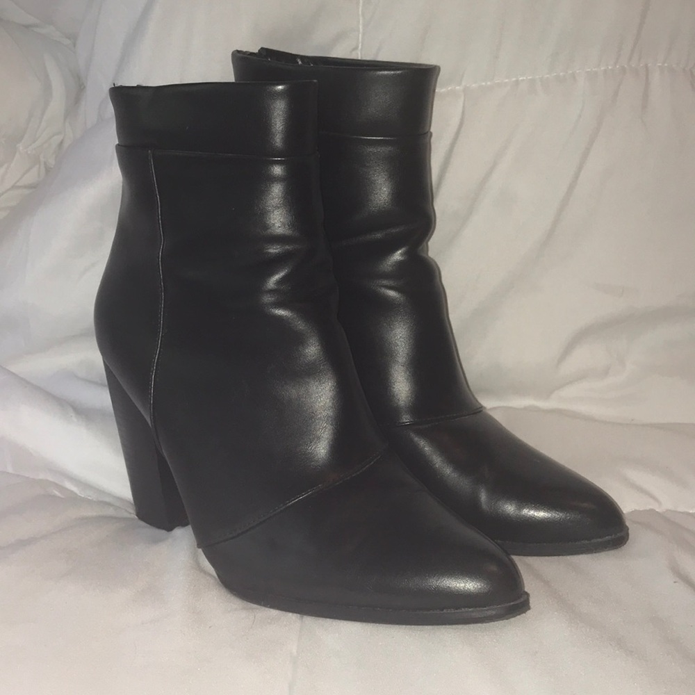 These are size 11 and I grew to a 11.5 or 12